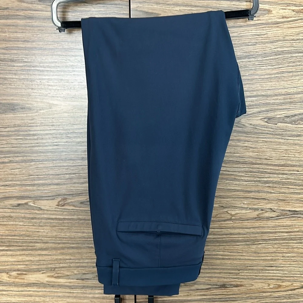 Lululemon Commission Slim-Fit Pant in True Navy | Size 34 - Picture 4 of 12